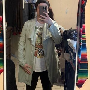 Love Tree Women’s Light Green Trench Coat